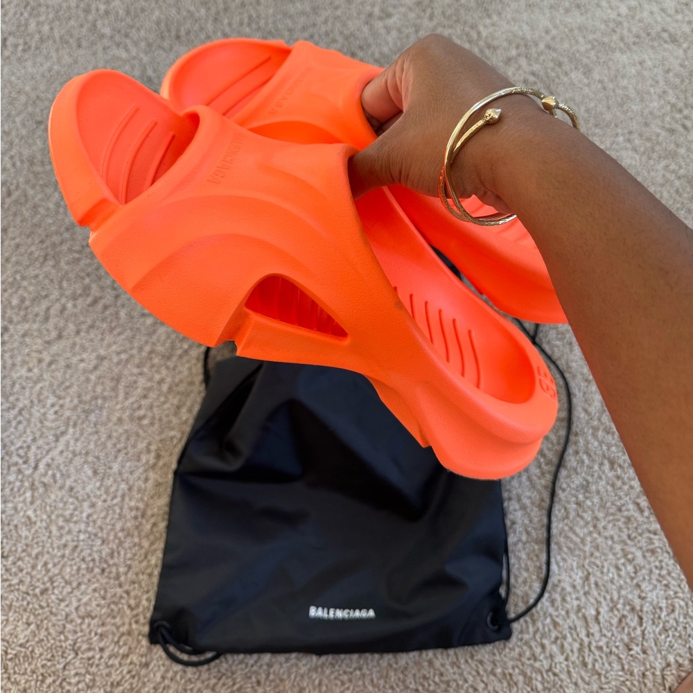 Balenciaga Orange Foam Slide Sandals - Picture 4 of 9